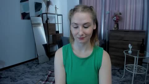 Snapshot of vibes_of_joy chatting on October 2025 07:27:01 AM Mikky online show from October 2025 07:27:01 AM