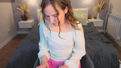 Snapshot of vicki_milles chatting on May 2026 02:45:01 PM vicki_milles online show from May 2026 02:45:01 PM