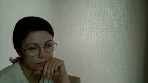 vickii__ online show from May 2026 08:11:01 AM