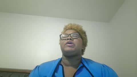 Snapshot of vickiryder56 chatting on November 2025 07:25:01 PM vickiryder56 online show from November 2025 07:25:01 PM