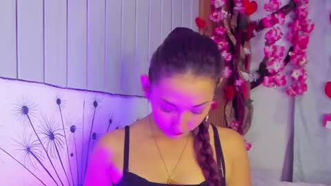 Snapshot of vicky__skinny_ chatting on March 2025 09:07:02 AM Vicky online show from March 2025 09:07:02 AM