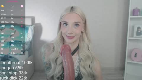 Snapshot of vickyfuckingdoll chatting on March 2026 05:11:01 AM vickyfuckingdoll online show from March 2026 05:11:01 AM