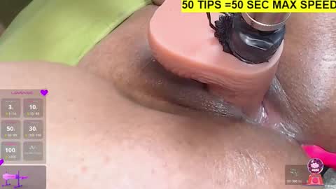 Snapshot of vickytera777 chatting on December 2025 02:58:02 PM vickytera777 online show from December 2025 02:58:02 PM