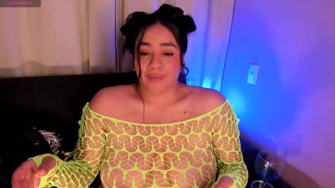 Snapshot of vicserna chatting on March 2025 02:45:01 AM Victoria Serna online show from March 2025 02:45:01 AM