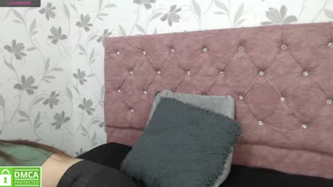 Victoria  online show from December 2024 11:47:02 PM