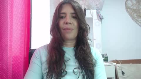 Hi guys   Im victoria  Be the one who can control me in PVT online show from February 2025 03:39:01 PM