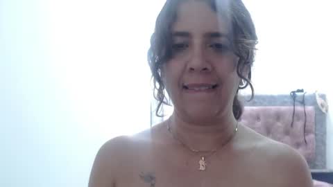 Snapshot of victoria25_meester chatting on June 2026 06:28:02 PM Hi guys Im victoria Be the one who can control me in PVT online show from June 2026 06:28:02 PM