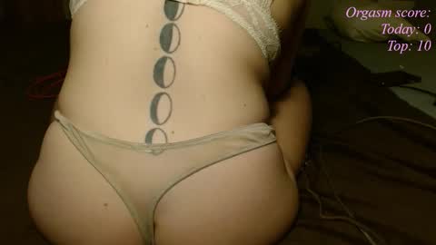 Snapshot of victoria97 chatting on October 2025 10:22:01 PM Victoria97 online show from October 2025 10:22:01 PM