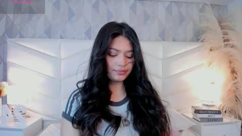 Snapshot of victoria___jonnes chatting on September 2025 12:19:01 PM victoria___jonnes online show from September 2025 12:19:01 PM