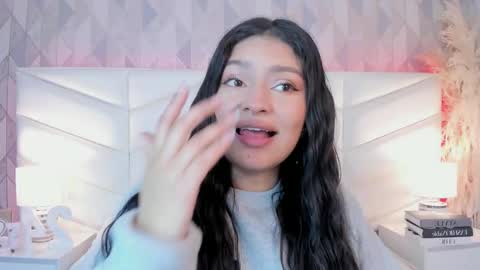 Snapshot of victoria___jonnes chatting on October 2025 12:35:01 PM victoria___jonnes online show from October 2025 12:35:01 PM