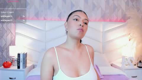 Snapshot of victoria___jonnes chatting on October 2025 12:36:02 PM victoria___jonnes online show from October 2025 12:36:02 PM