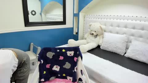 Victoria  grey  online show from August 2026 05:15:01 PM