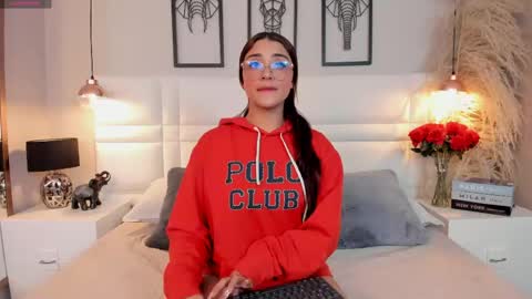 Snapshot of victoria__lee_ chatting on June 2026 03:45:01 AM victoria__lee_ online show from June 2026 03:45:01 AM