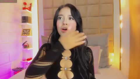 Victoria valentina  online show from April 2026 02:44:02 PM