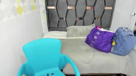  V I C T O R I A   online show from September 2025 12:05:02 PM