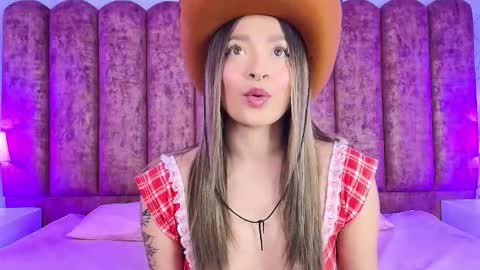 Snapshot of victoria_adams14 chatting on September 2025 02:59:02 AM Victoria for you online show from September 2025 02:59:02 AM