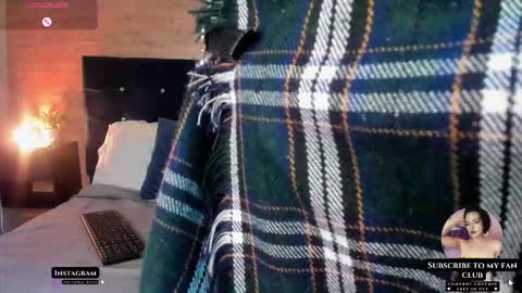 Victoria online show from October 2025 10:20:02 PM