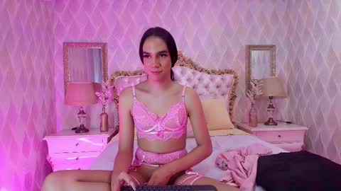 Victoria  online show from January 2025 11:34:02 PM