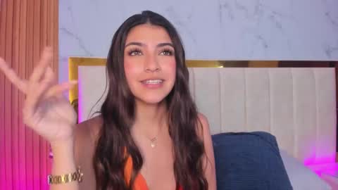  Victoria Lozano  online show from December 2024 04:12:02 PM