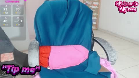 Snapshot of victoria_miler chatting on December 2024 12:41:01 AM VICKY online show from December 2024 12:41:01 AM