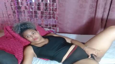 Snapshot of victoria_miler chatting on February 2025 10:26:02 PM VICKY online show from February 2025 10:26:02 PM