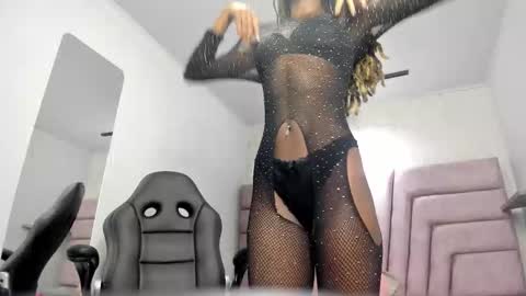 Vicky  online show from January 2026 07:15:01 PM