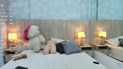 Snapshot of victoria_pachon chatting on April 2026 07:09:01 PM victoria_pachon online show from April 2026 07:09:01 PM