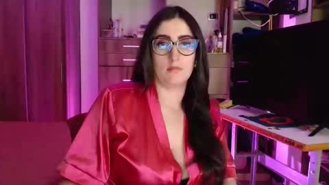 Victoria online show from May 2026 09:13:01 PM