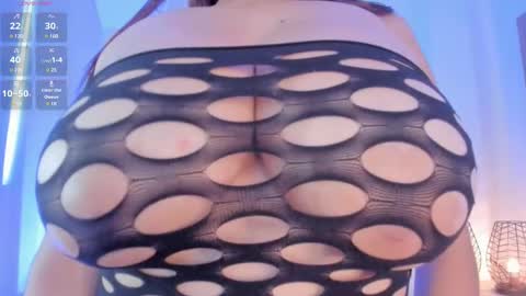 Snapshot of victoria_vallejo chatting on December 2024 02:46:02 PM victoria  online show from December 2024 02:46:02 PM