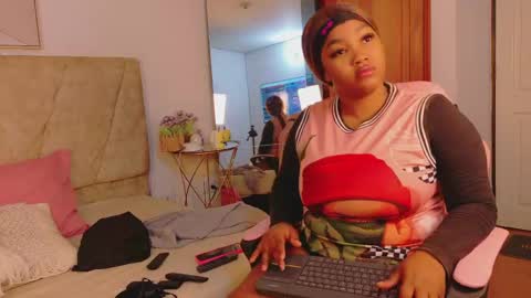 Victoria online show from April 2026 11:41:02 AM