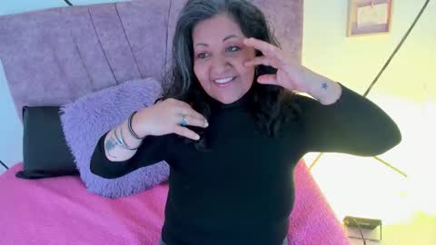 victoriaa_anderson_ online show from November 2025 01:25:02 PM