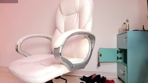 Victoria Sofia online show from February 2025 09:42:02 AM