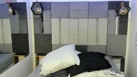 Victoria  online show from February 2026 08:53:01 PM