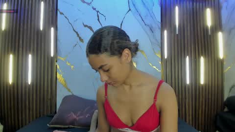 Victoria  online show from May 2026 08:07:01 PM