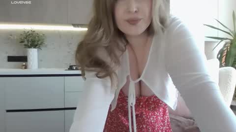 Snapshot of victoriafalls chatting on May 2026 12:35:02 PM Miss V online show from May 2026 12:35:02 PM