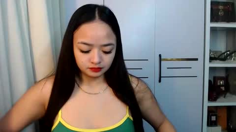 Victoria Harper online show from March 2026 07:03:02 AM