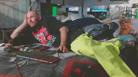 Snapshot of victoriajohn chatting on November 2025 05:52:01 AM victoriajohn online show from November 2025 05:52:01 AM