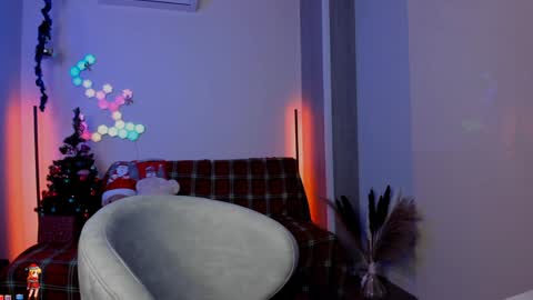 Viktoria online show from December 2024 10:24:02 PM