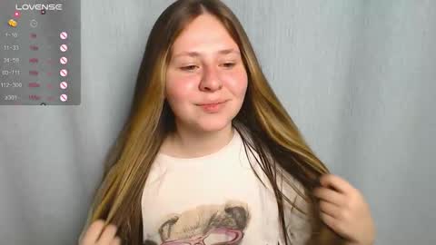 Snapshot of victoriassecrets_ chatting on September 2025 03:50:02 PM victoriassecrets_ online show from September 2025 03:50:02 PM