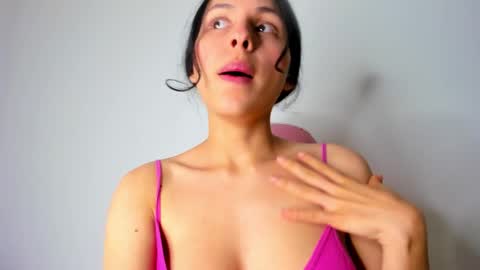 Snapshot of victoriia_hall chatting on February 2025 06:32:02 AM samantha victoria hall online show from February 2025 06:32:02 AM