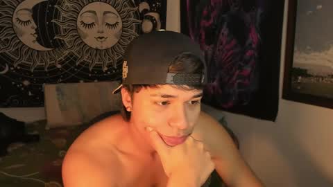 Snapshot of victorino_jhonson chatting on February 2025 03:07:01 PM Victorino Jhonson online show from February 2025 03:07:01 PM