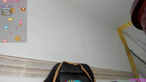 Snapshot of victtoria_parker chatting on March 2025 01:46:01 PM VICTORIA online show from March 2025 01:46:01 PM