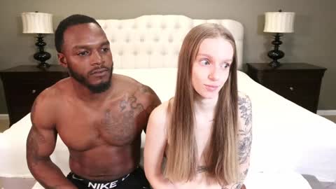 Snapshot of videoxxx chatting on December 2024 01:25:01 AM VIDEOXXX online show from December 2024 01:25:01 AM