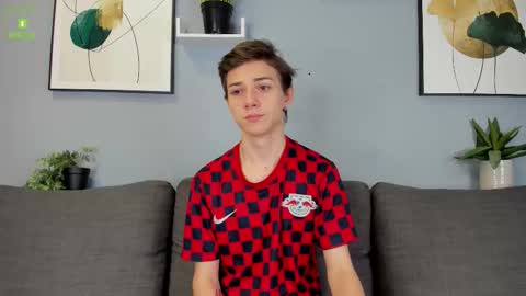 Viego Pattel online show from November 2025 05:22:01 PM