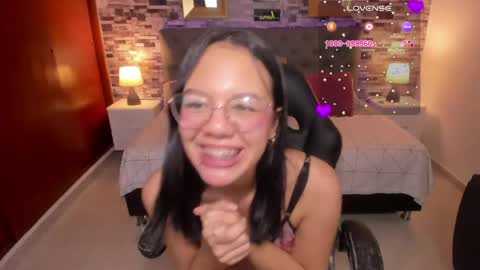 Violet online show from May 2026 04:56:02 PM