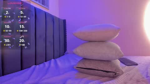 Viiolett online show from March 2025 11:12:01 PM