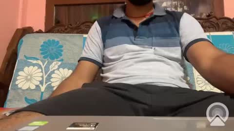 Snapshot of vijay_shetty chatting on February 2025 06:53:01 PM Vijay Shetty online show from February 2025 06:53:01 PM