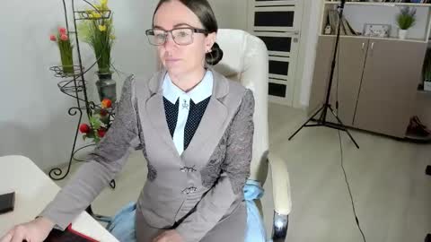 Ukrainian-woman online show from December 2025 06:20:02 AM