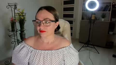 Ukrainian-woman online show from January 2026 07:00:01 AM
