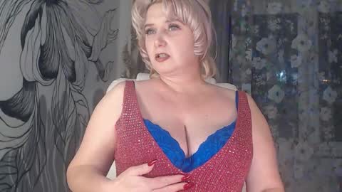 Vikaohair online show from December 2025 07:11:01 PM